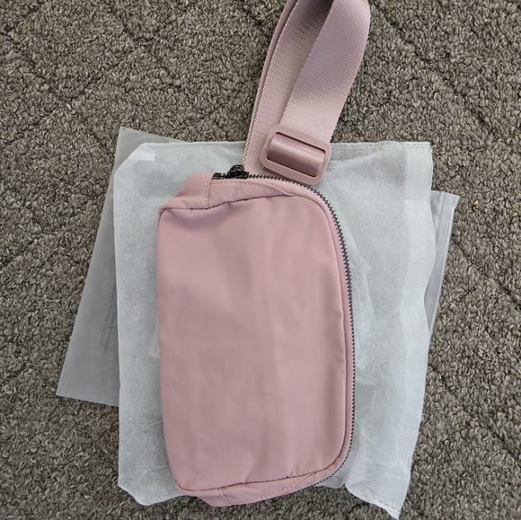 Belt/Sling Bag light pink - Picture 5 of 8